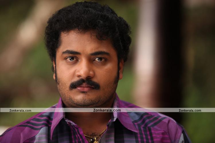 Vinu Mohan In Nadagame Ulakam 1