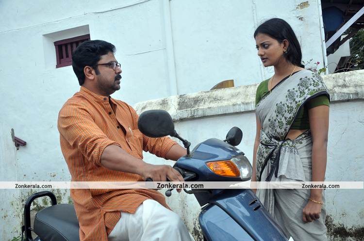 Dileep And Priyanka Pics12