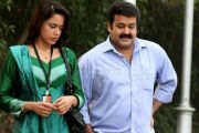 Mohanlal And Sameera Reddy 5