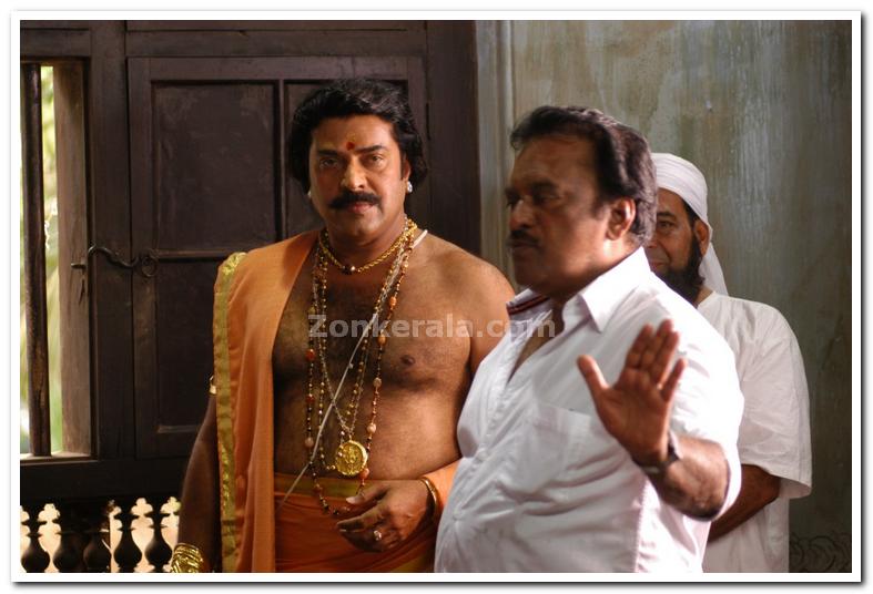 Pazhassiraja Still 01