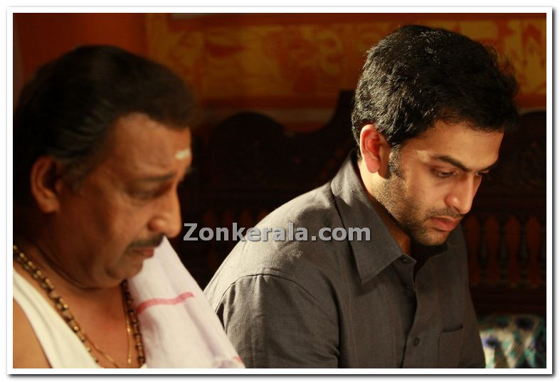 Nedumudi Venu Prithviraj Still 03