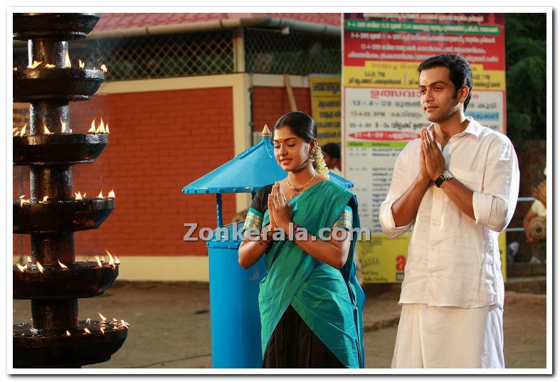 Prithviraj Meera Nandan Still 04