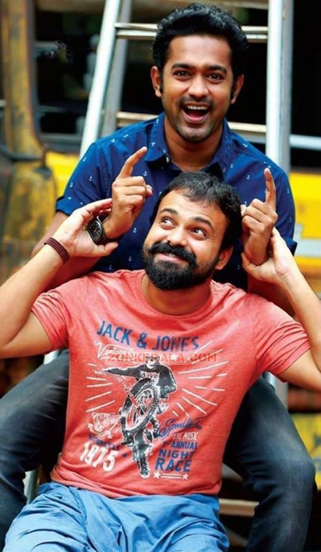 Movie Image Asif Ali Kunchacko Boban In Rajamma At Yahoo 187