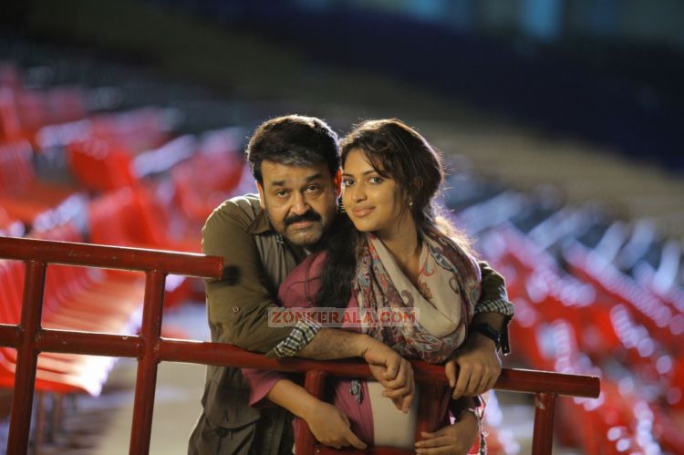 Mohanlal Amala Paul In Run Baby Run Movie 506