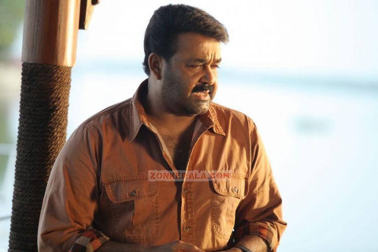 Mohanlal In Run Baby Run Movie 181