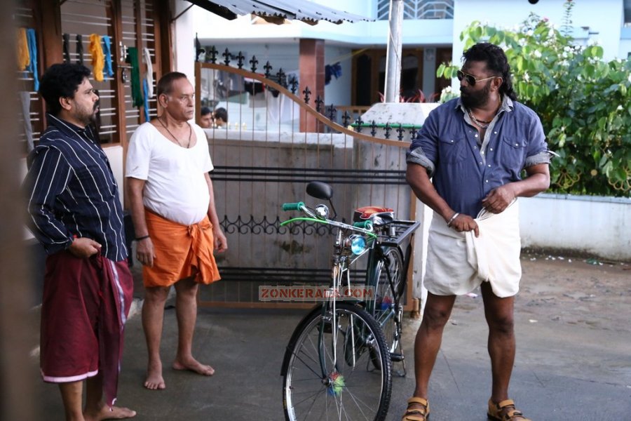 Dileep Babu Nampoothiri Lal In Sringaravelan 58