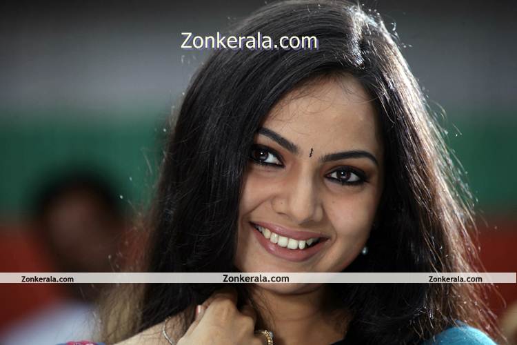 Samvrutha Sunil In King And Commissioner