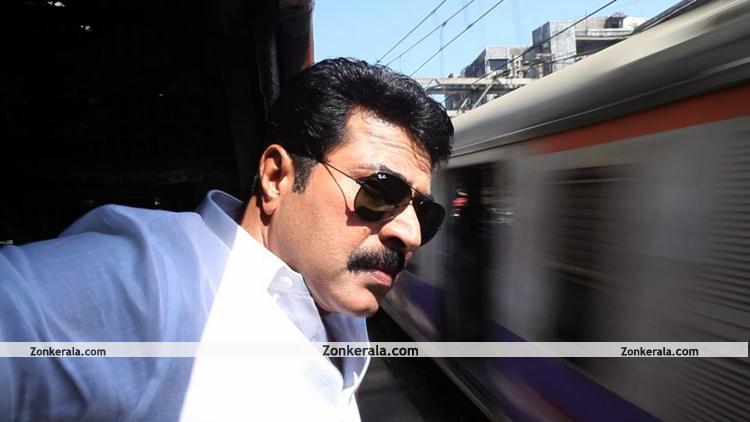 Mammootty In The Train Movie  7
