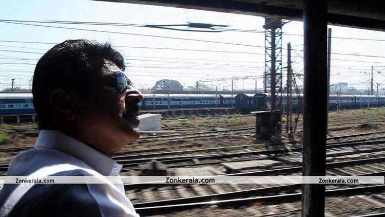 Mammootty In The Train Movie  9