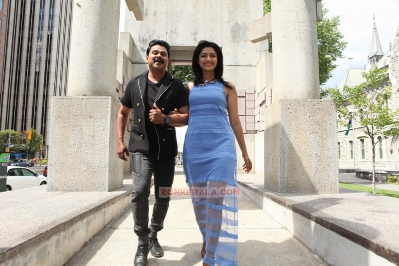 Dileep And Mamta Mohandas 194