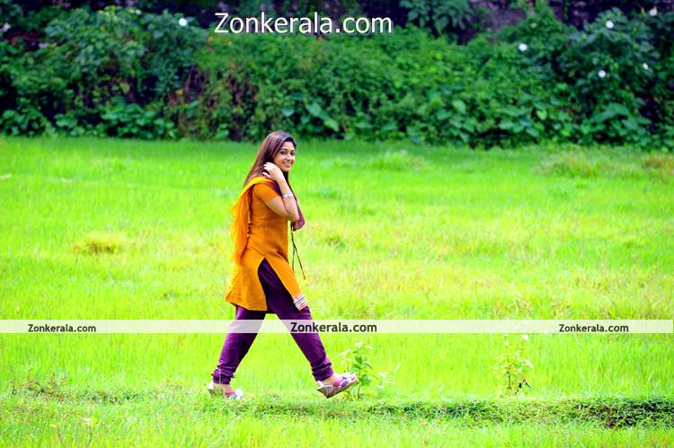 Actress Mithra