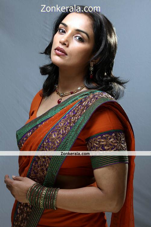 Swetha Menon In Unnam 2