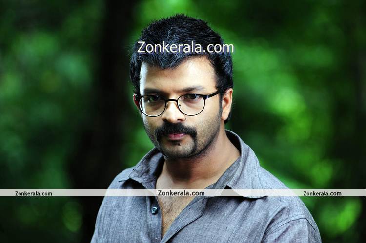 Jayasurya Stills From Movie Vadhiyar 11