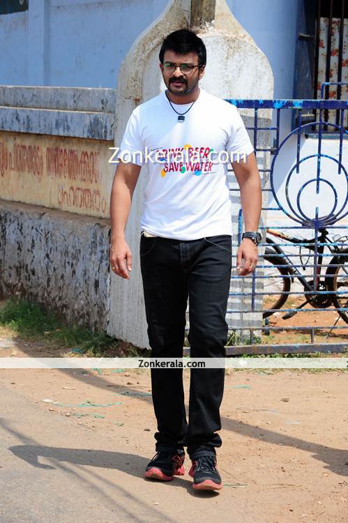 Jayasurya Stills From Movie Vadhiyar 14