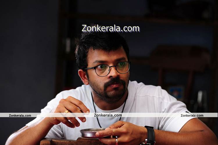 Jayasurya Stills From Movie Vadhiyar 16