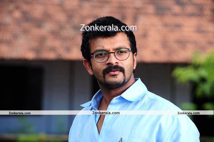 Jayasurya Stills From Movie Vadhiyar 6