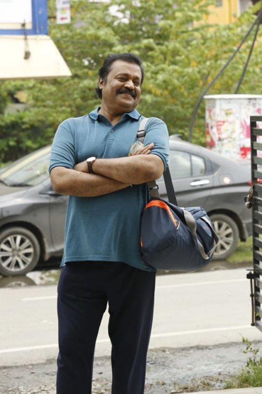 Suresh Gopi Still Varane Avashyamundu 190