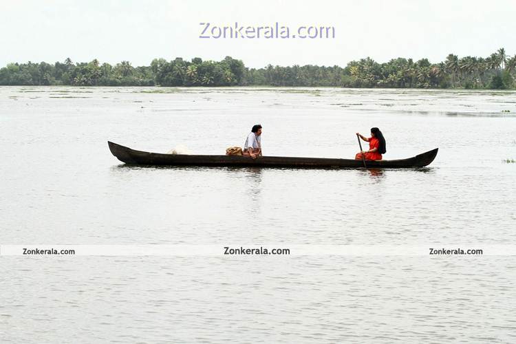 Mammootty Kavya Venicile Vyapari Pic2