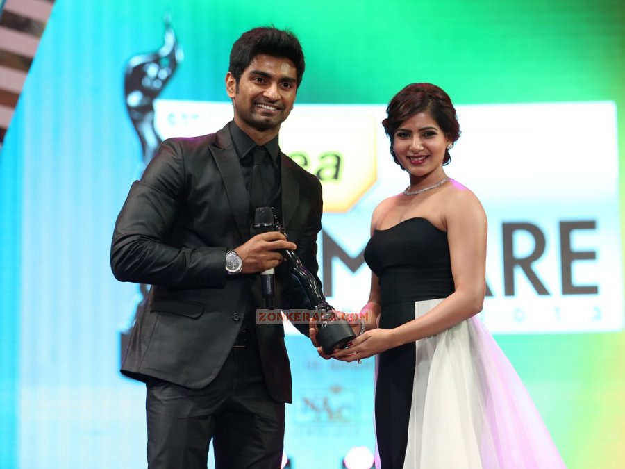 Adharva Receiving Award From Samantha 701