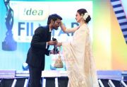 Dhanush Receiving The Best Critics Awards From Rekha 42