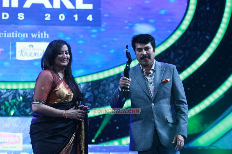 Sumalatha Mammootty At 62 Filmfare Awards 869