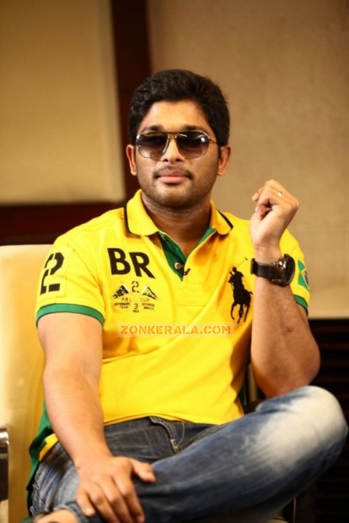 Allu Arjun In Kerala 736