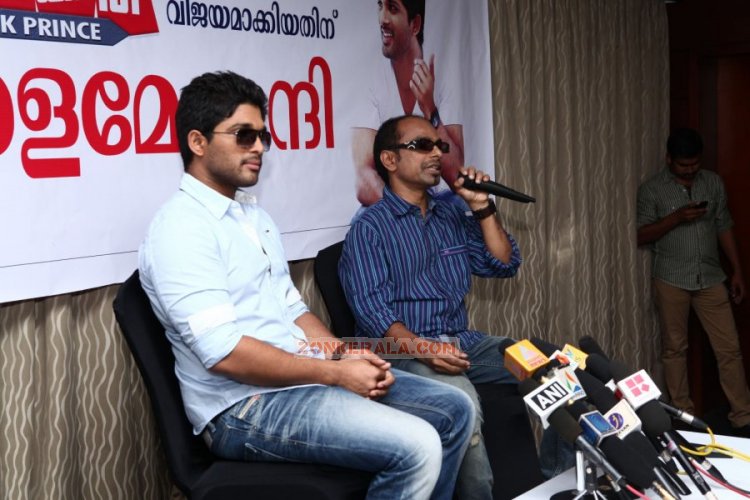 Allu Arjun In Kerala 9244