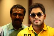 Allu Arjun In Kerala Stills 8497