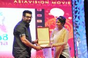 Biju Menon And Poornima Indrajith At Asiavision Movie Awards 2013 663