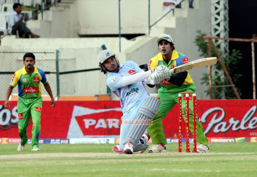 Ccl 3 Kerala Strikers Vs Bhojpuri Dabanggs 1468