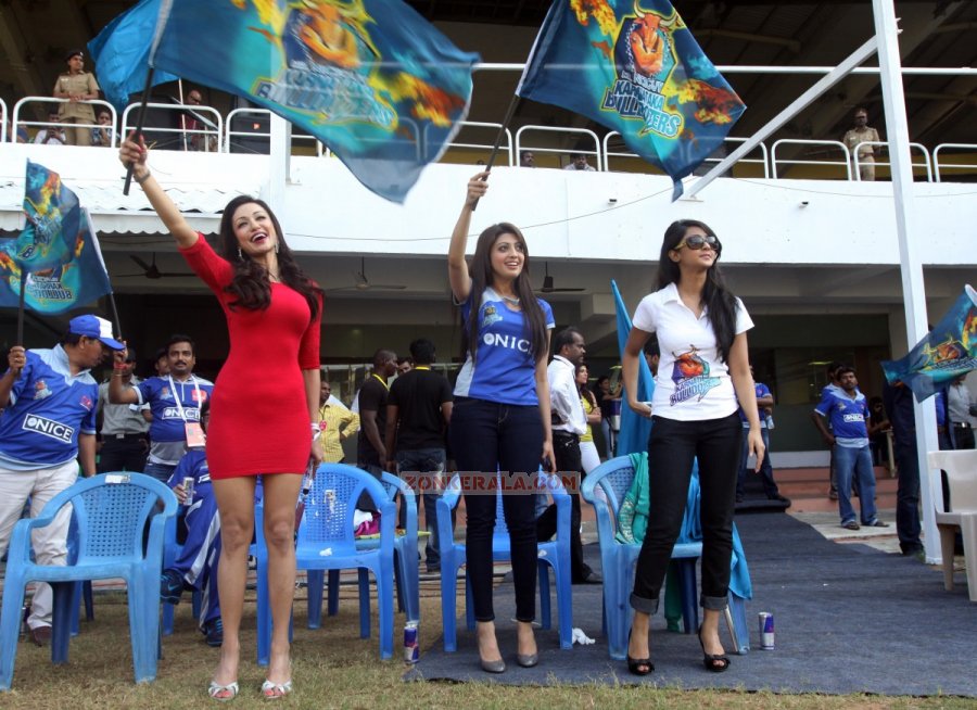 Ccl 3 Kerala Strikers Vs Karnataka Bulldozers Photos 4273