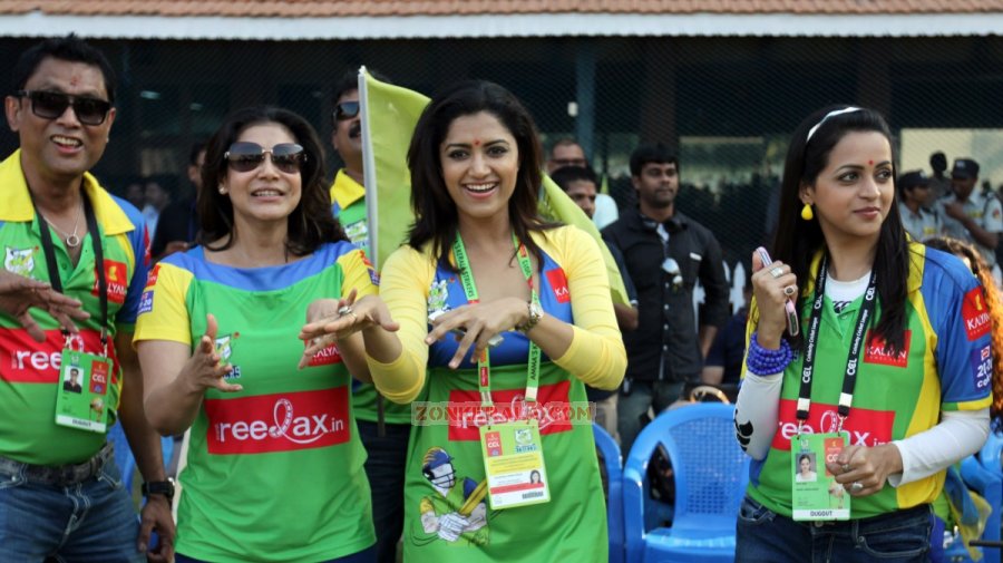 Lissy Priyadarshan Mamta Mohandas And Bhavana 791