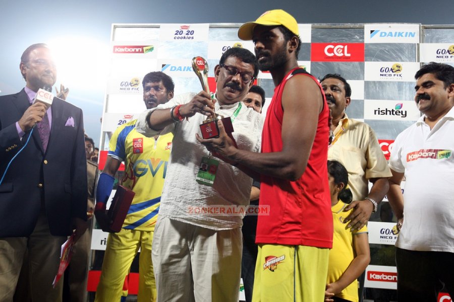 Ccl 4 Kerala Strikers Vs Chennai Rhinos Match Stills 96