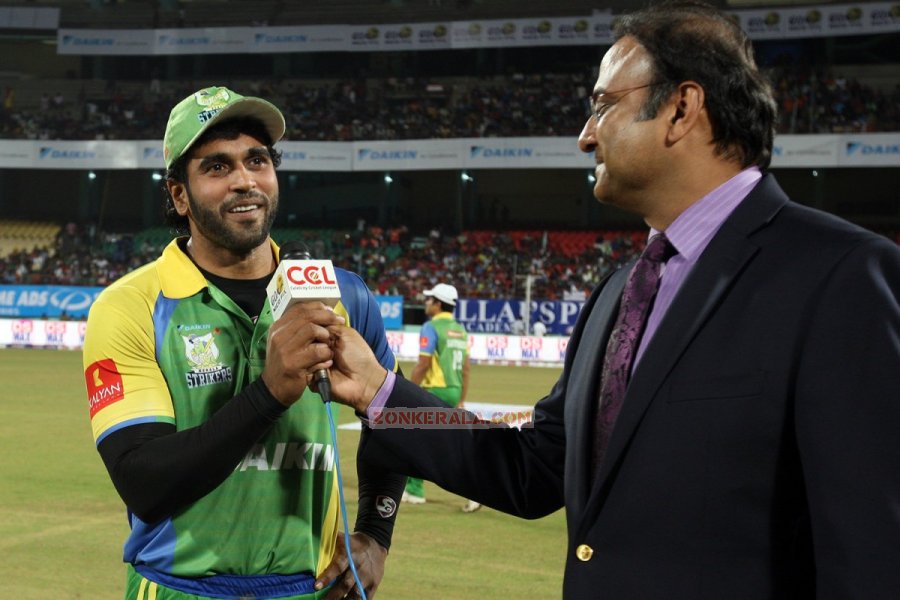 Ccl 4 Kerala Strikers Vs Chennai Rhinos Match Stills 9837