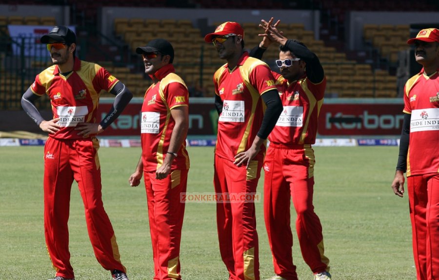 Ccl 4 Kerala Strikers Vs Telugu Warriors Match Photos 6726