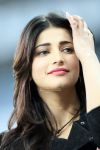 Shruti Haasan At Ccl 4 Kerala Strikers Match Against Veer Marathi 909