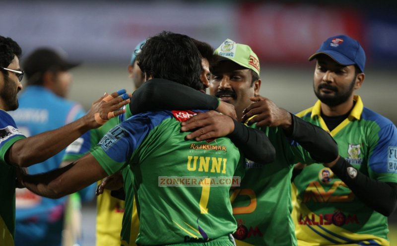 2015 Photos Malayalam Event Ccl 5 Kerala Strikers Vs Mumbai Heroes Match 5673