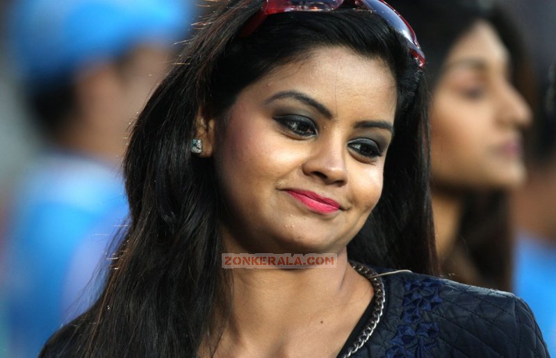 Recent Galleries Malayalam Function Ccl 5 Kerala Strikers Vs Mumbai Heroes Match 8231