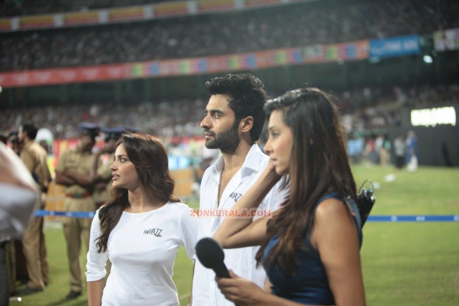 Ccl Kerala Strikers Vs Mumbai Heroes 6571