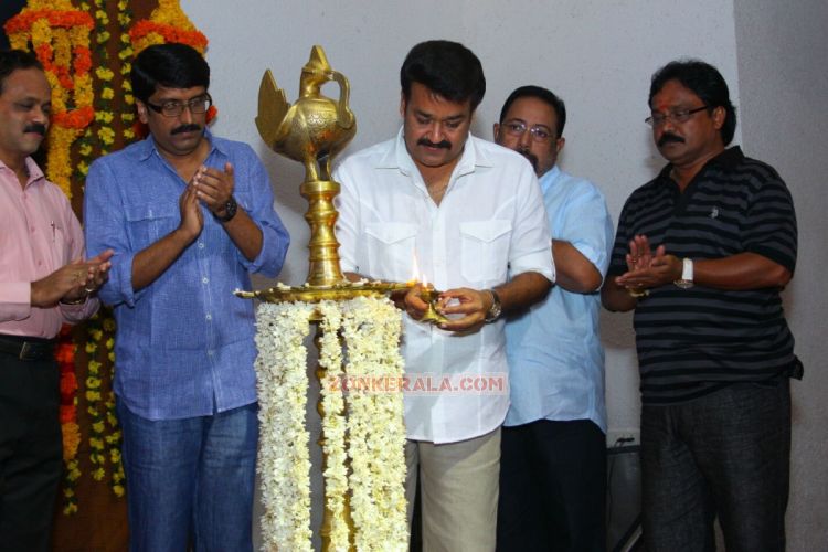 Mohanlal Movie Grandmaster Pooja 865