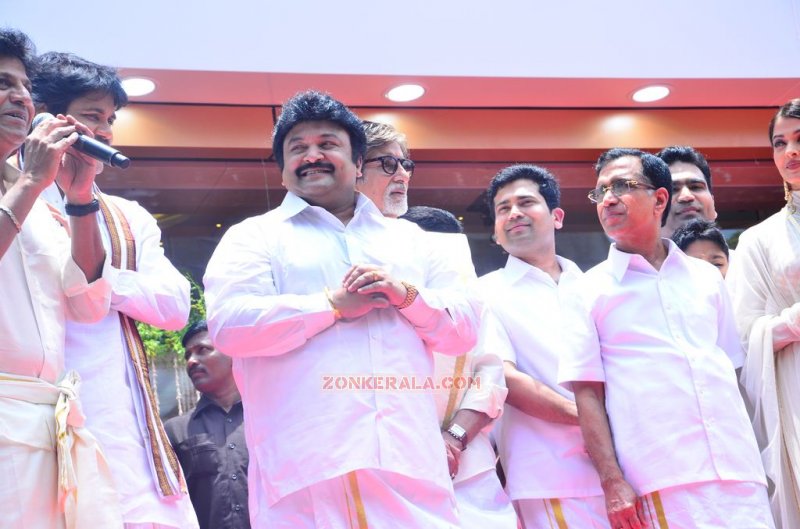 Malayalam Movie Event Kalyan Jewellers Chennai Showroom Launch 2015 Pictures 2579