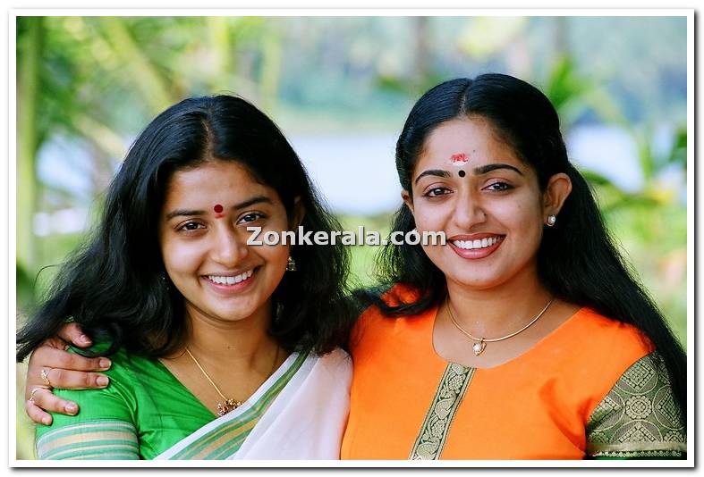 Meera Jasmine And Kavya Madhavan 1