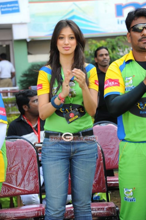 Lakshmi Rai At At Kerala Vs Bengal Match 647