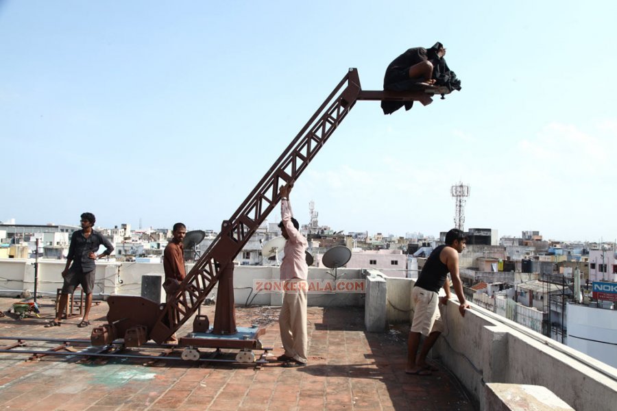 Neram Movie Working Stills Photos 50