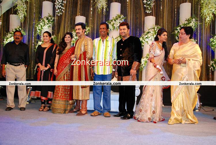 Kavya Madhavan With Prithviraj And Supriya