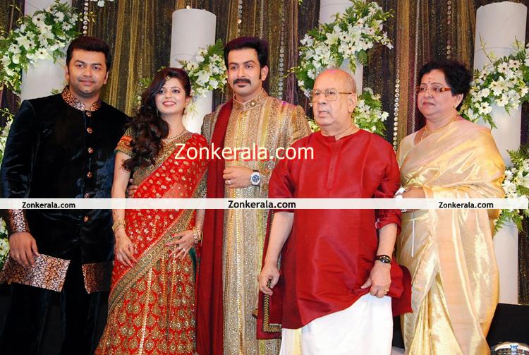 Prithviraj Supriya Wedding Reception Pic 4