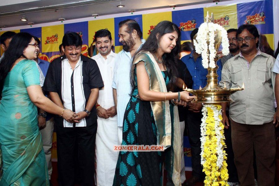 Radio Jockey Movie Pooja 14