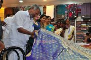 Roma Asrani At Rk Sarees Punalur Showroom Inauguration 7221