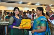 Roma Asrani At Rk Sarees Punalur Showroom Inauguration