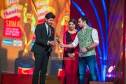 Vijay Yesudas Receiving The Award 389
